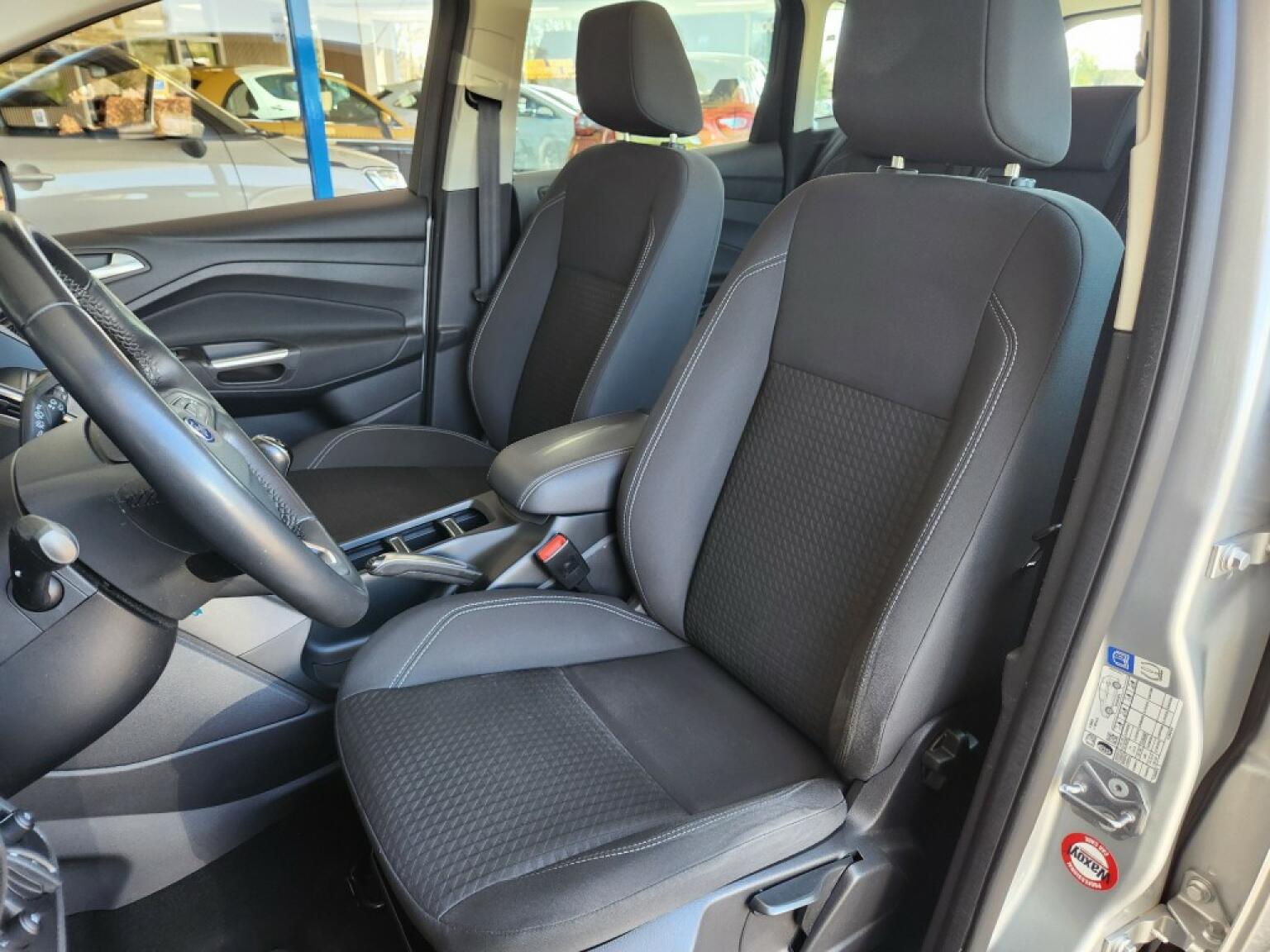 Ford-C-max-11